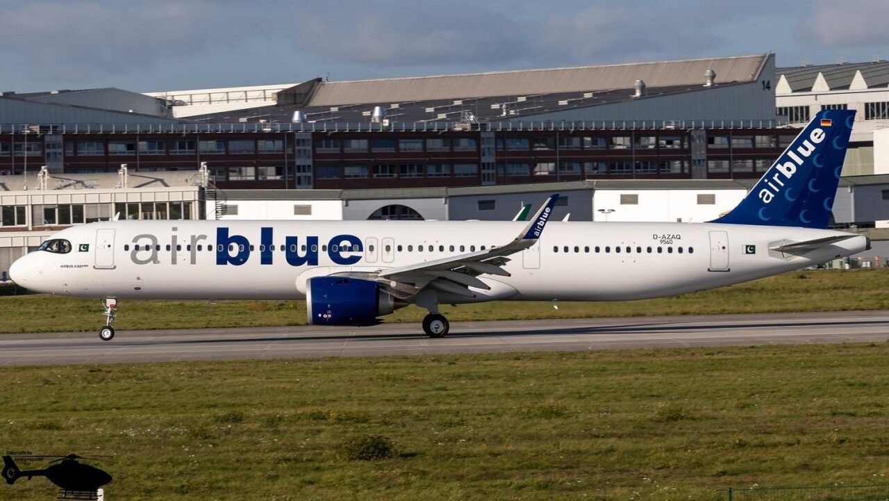 Airblue Airline A321